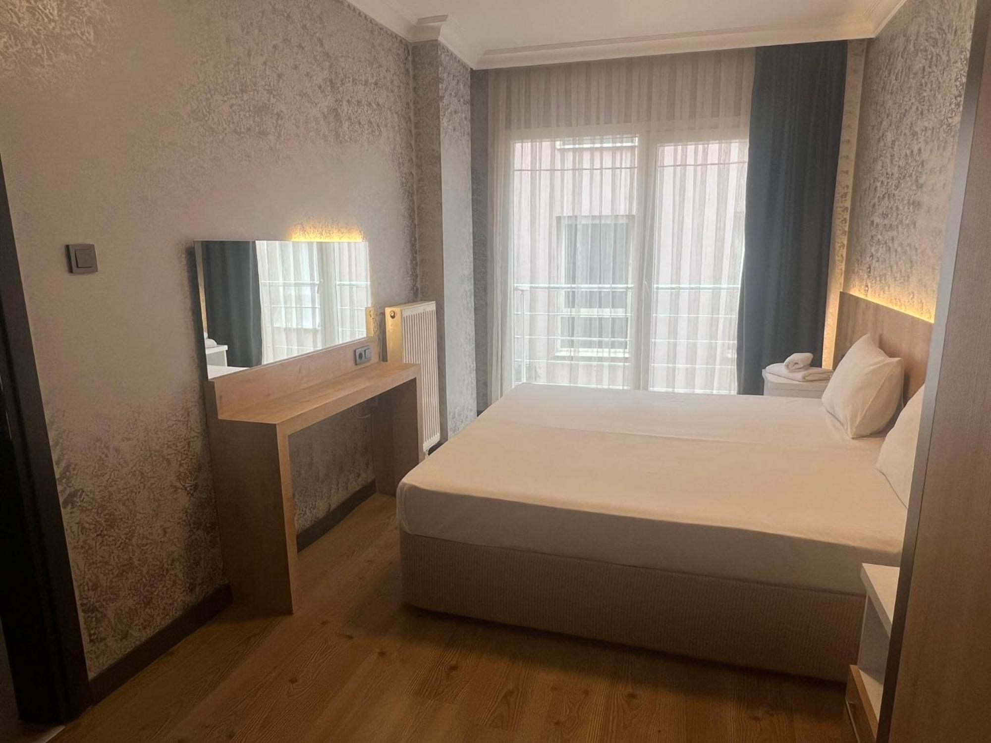 Park Ulusoy Hotel Измир Екстериор снимка