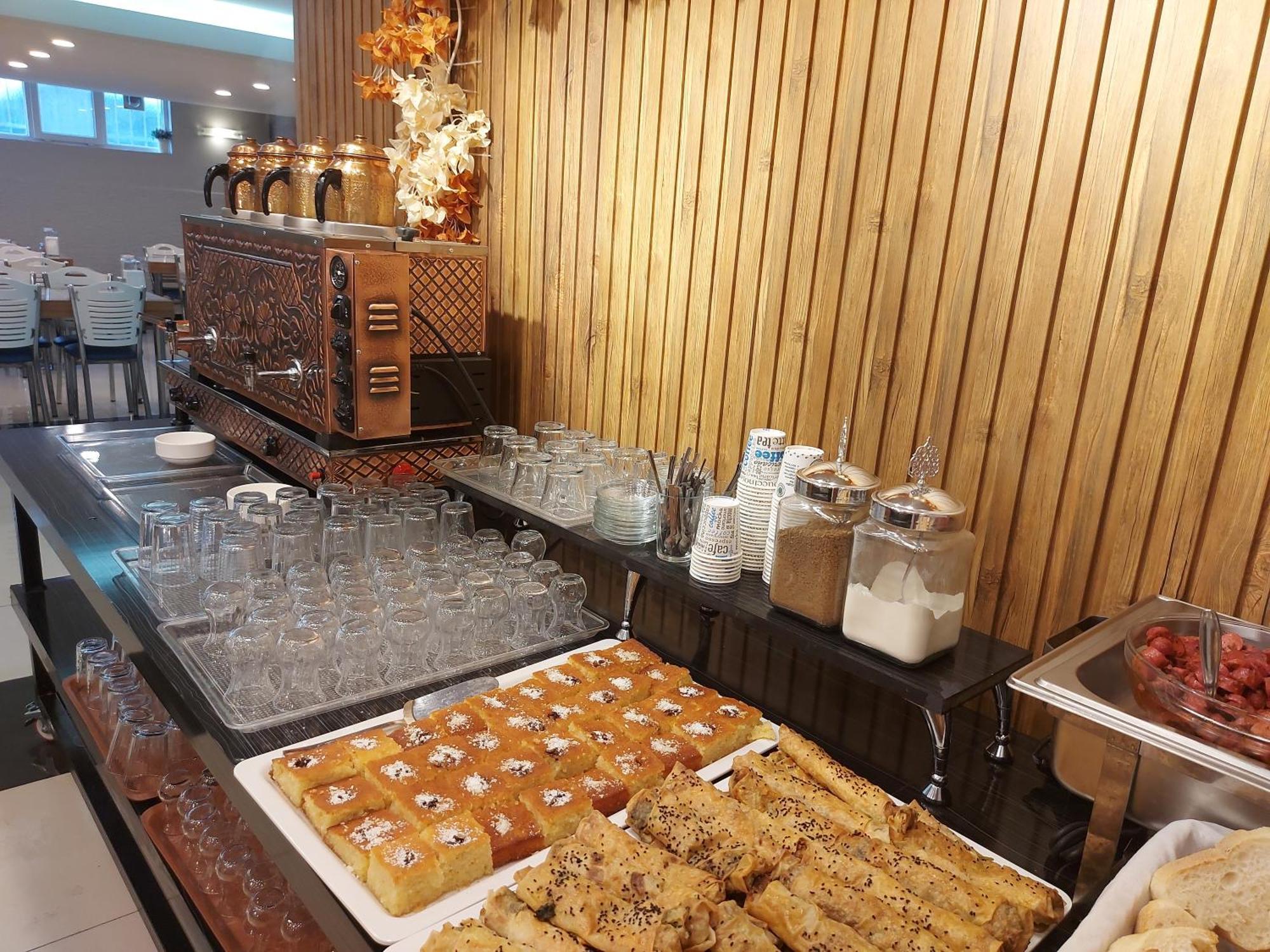 Park Ulusoy Hotel Измир Екстериор снимка